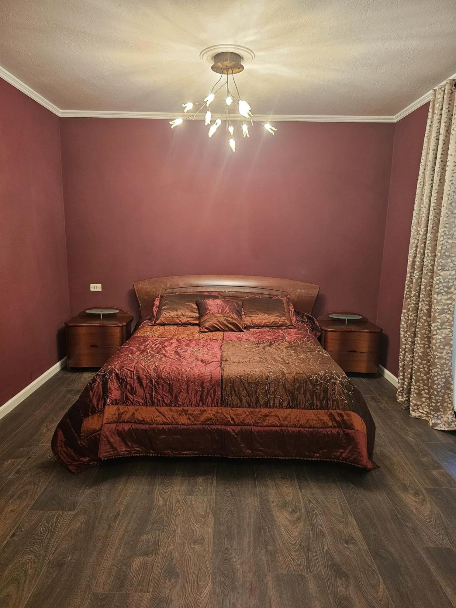 Apartment Spacious Modern In Prime Location